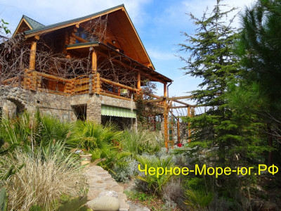Гостевой дом «Добрыня». Партенит, ул. Васильченко, 8а