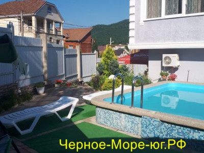 Гостевой дом на Светлой, 10 в Агое Гостевой дом на Светлой, 10 в Агое