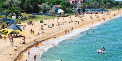 Центральный пляж города Щелкино на лето 2024 года, фотографии, отзывы туристов Центральный пляж города Щелкино на лето 2024 года, фотографии, отзывы туристов